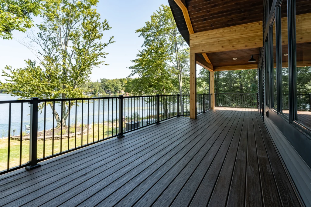 Trex Decking on a home on Lake Henry