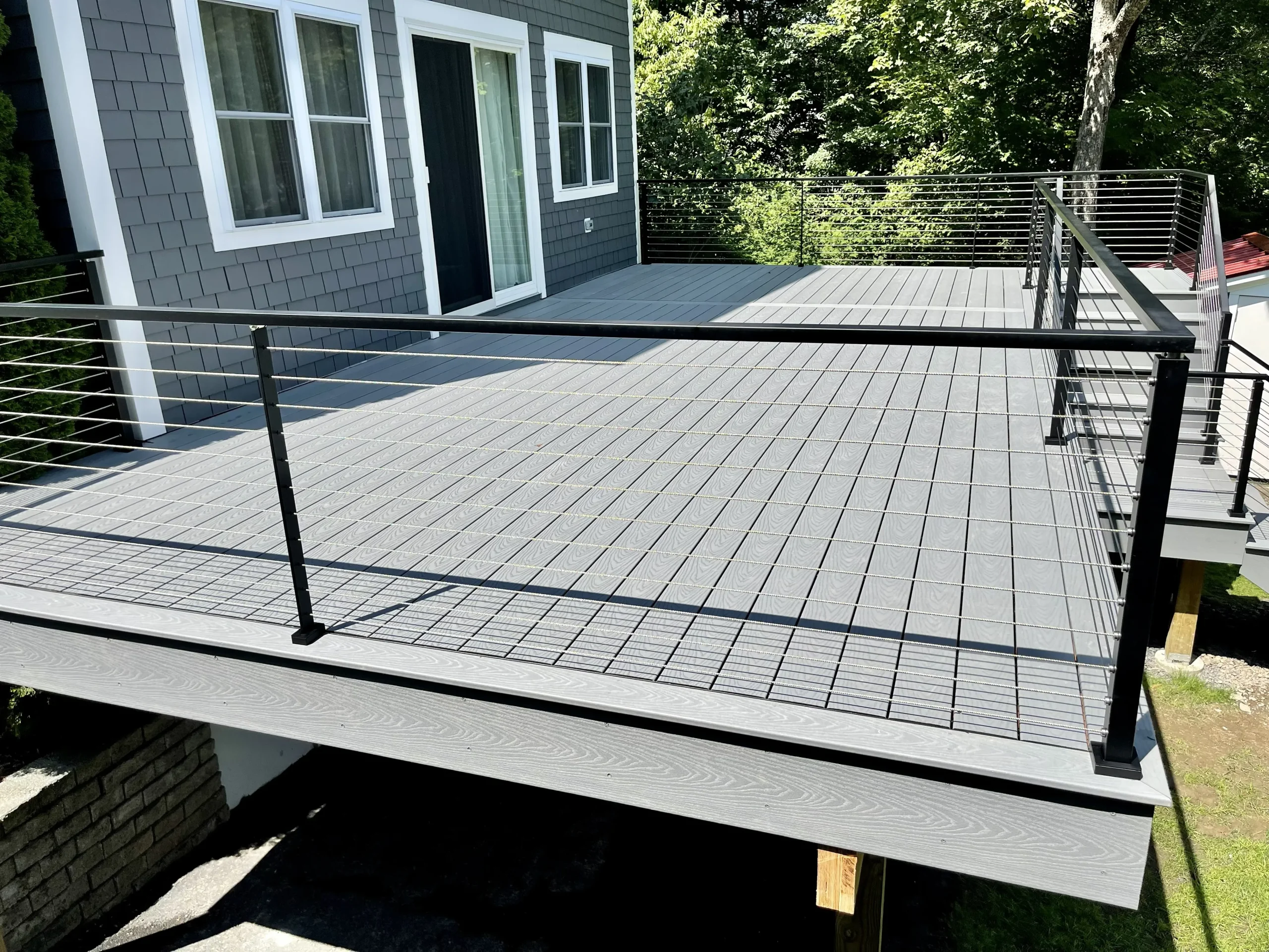 Cable railing installation in Union Dale.