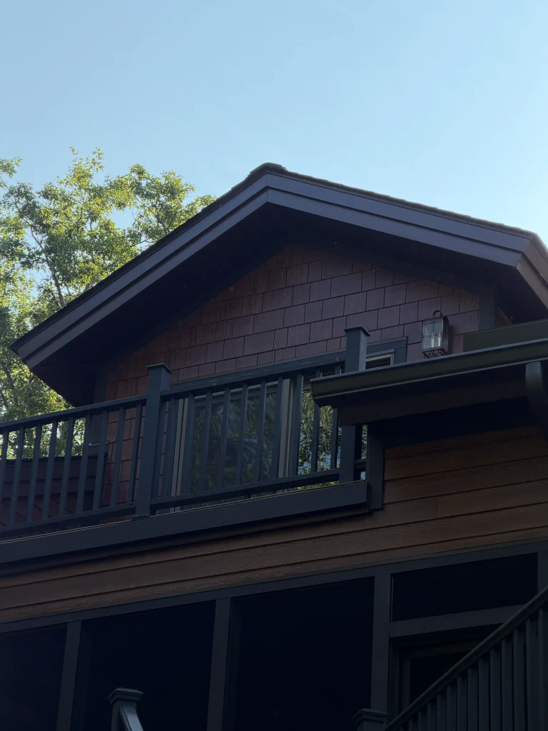 Pines Poconos. Fiber cement installation.
